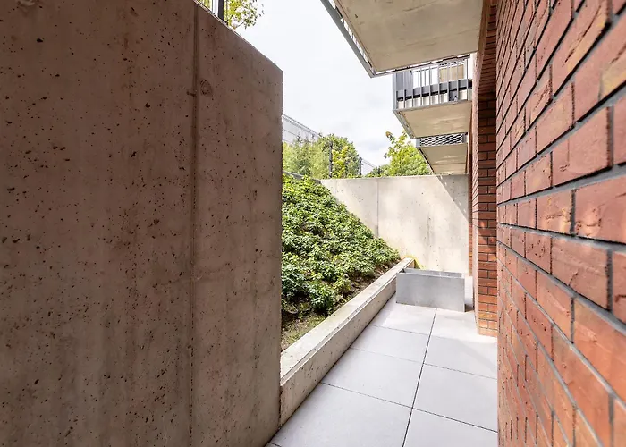 Homewell Lofty Nad Warta アパート *